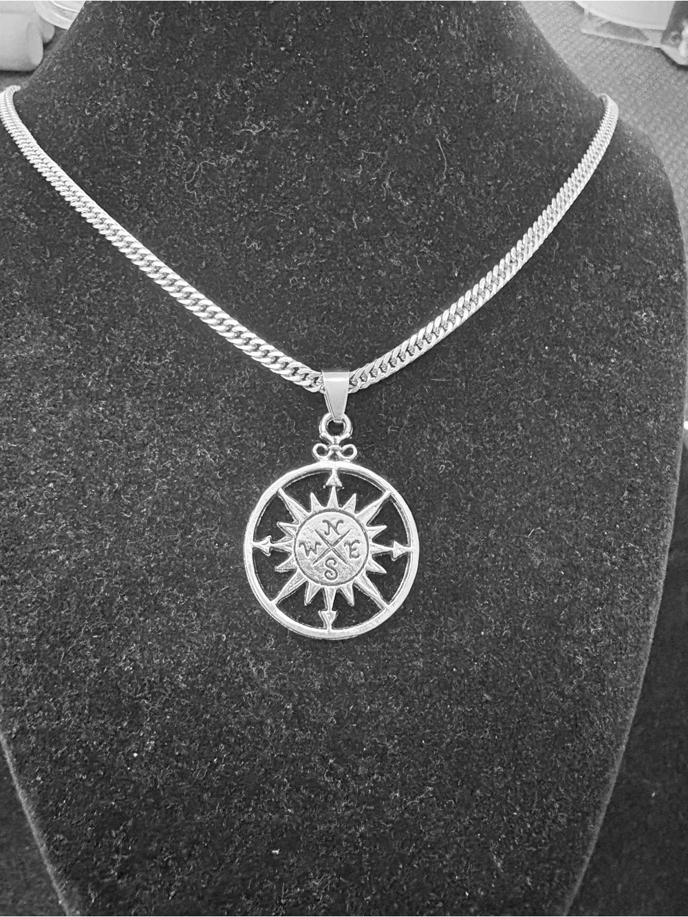 Men’s Compass Pendant Necklace
